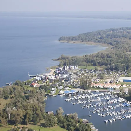 アパート Exklusives In レヒリン