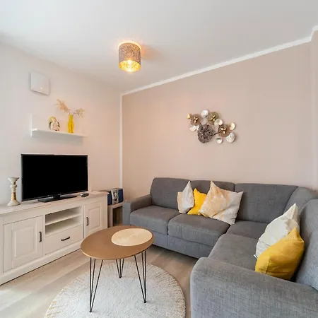 アパート Exklusives In